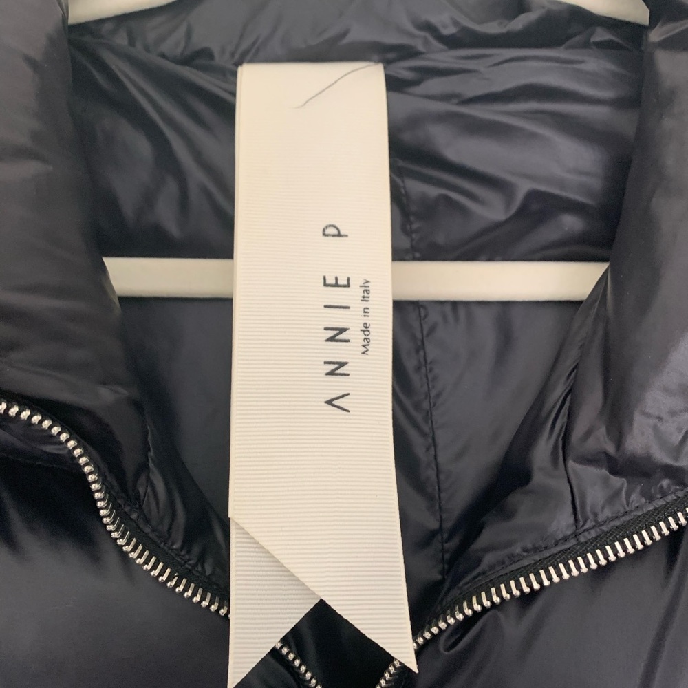 Annie P Cropped Sleeve Down Jacket In Black NWOT - Picture 4 of 9